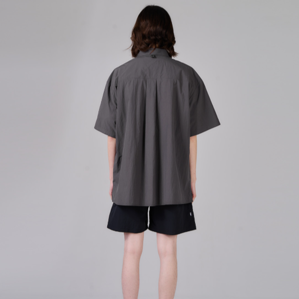 KZM Out Pocket Short-Sleeved Shirt