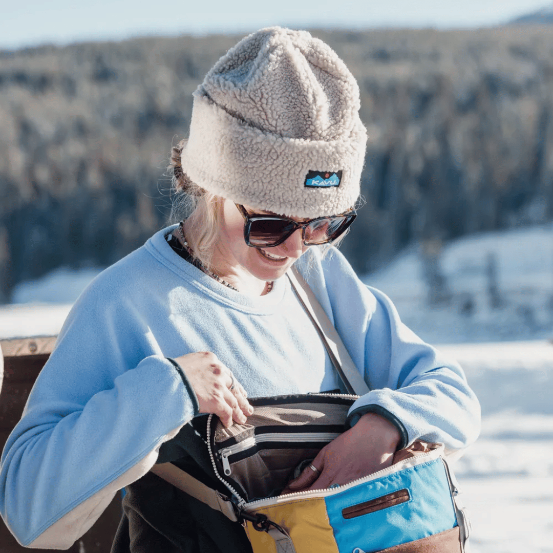 Kavu Fur Ball Beanie - Mocha
