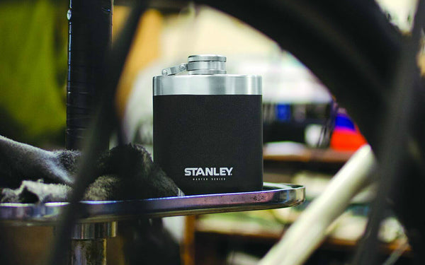 Stanley Master Flask Black 8oz